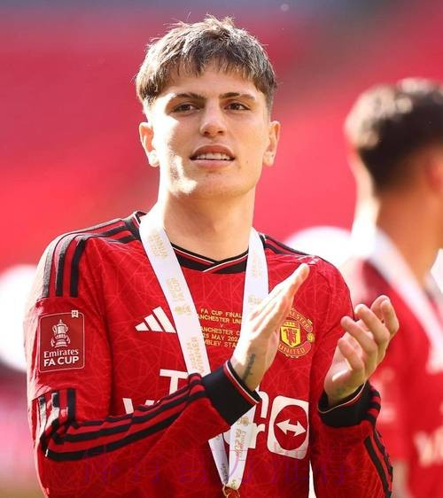 记者-安帅对纳乔红牌动作迷惑 两人均已向波图致歉